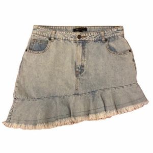 Romeo + Juliet Couture Asymmetrical Denim Skirt